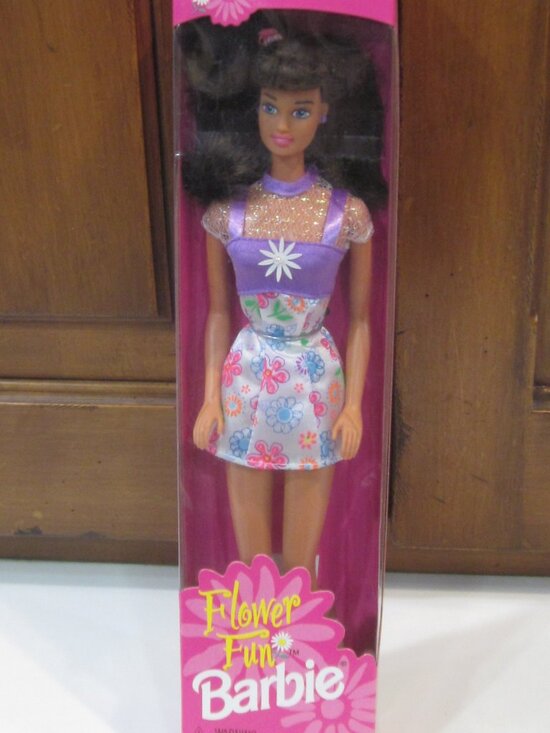 Barbie Other - 1996 Flower Fun Barbie Vintage Brunette